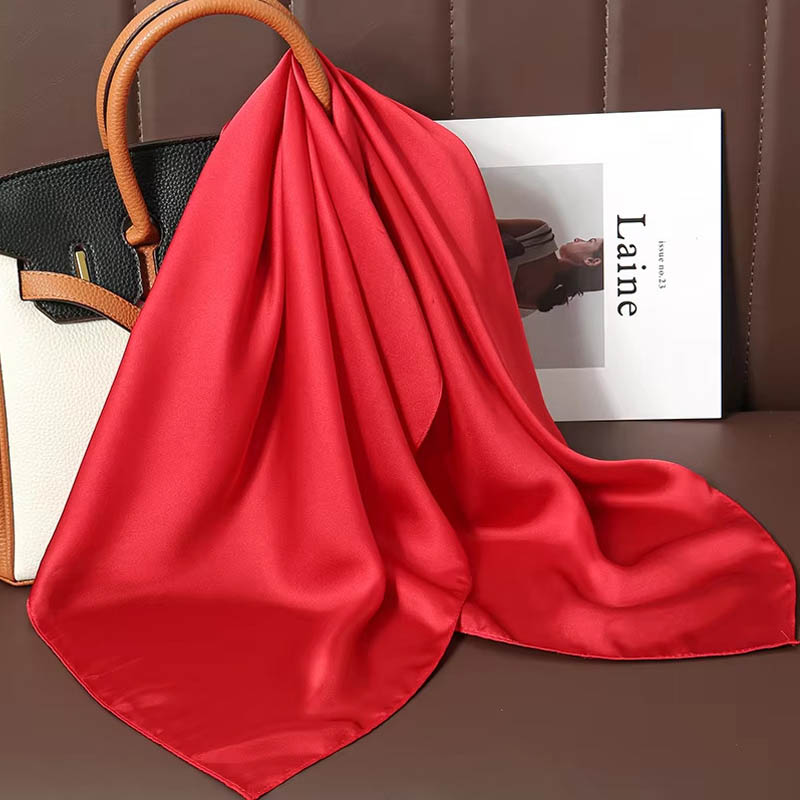 Luxury Solid Color Silk Square - Luxury Bags Online 评论和价格