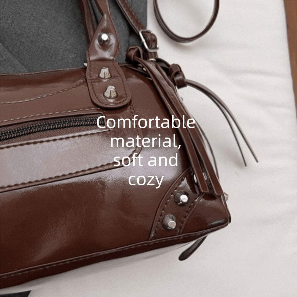 Vintage Rivets Pillow Bag Pate - Top Handle Patent Bag 评论和价格