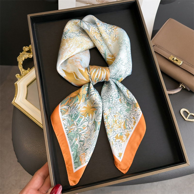 Luxury Design Print Scarf For  - Luxury Bags Online 评论和价格