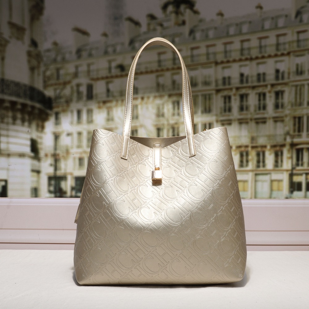 CHHC Casual Commuter Large Cap - Luxury Bags Lv 评论和价格