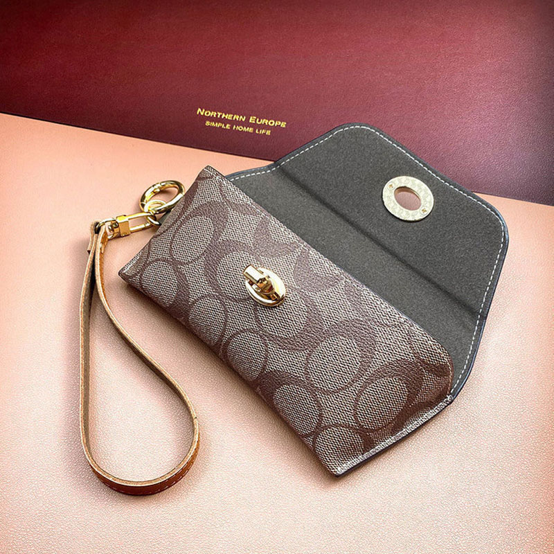 Stylish Eyeglasses Case For Me - Luxury Bags Coach 评论和价格