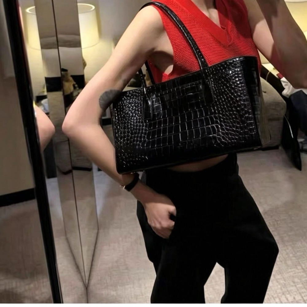 SHELKSBAG Women Crocodile Tote - Top Handle Patent Bag 评论和价格