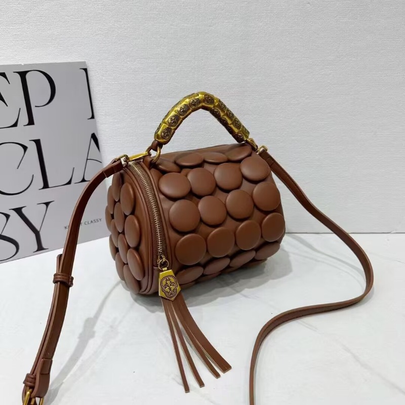 Retro Button Leather Handbags  - Luxury Bags Youtube 评论和价格